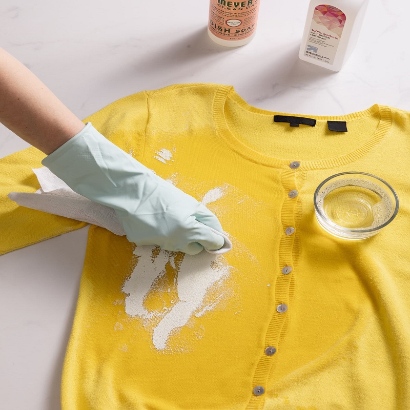 get washable paint out of clothes